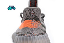 Cargar imagen en el visor de la galería, Yeezy Boost 350 V2 'Beluga Reflective'