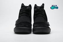 Cargar imagen en el visor de la galería, Adidas Yeezy Boost 750 Triple Black