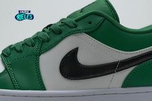 Cargar imagen en el visor de la galería, Air Jordan 1 Low 'Pine Green'
