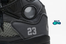 Cargar imagen en el visor de la galería, OFF-WHITE x Air Jordan 5 SP 'Muslin'