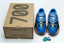 Cargar imagen en el visor de la galería, Yeezy Boost 700 'Bright Blue'