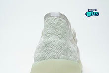 Cargar imagen en el visor de la galería, Adidas Yeezy Boost 380 Calcite Glow