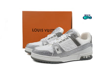 Cargar imagen en el visor de la galería, Louis Vuitton LV Trainer Grey Crystals
