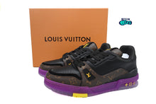 Cargar imagen en el visor de la galería, Louis Vuitton Trainer Monogram Purple
