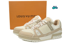 Cargar imagen en el visor de la galería, Louis Vuitton LV Trainer Beige White
