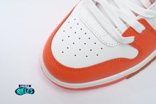 Cargar imagen en el visor de la galería, OFF-WHITE Out Of Office &quot;000&quot; Low Tops White Orange
