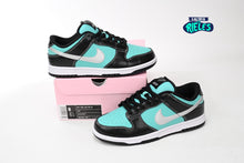 Cargar imagen en el visor de la galería, Nike SB Dunk Low Diamond Supply Co.
