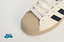 Cargar imagen en el visor de la galería, adidas Superstar White Beige
