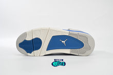 Cargar imagen en el visor de la galería, Air Jordan 4 Retro Military Blue
