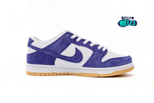 Cargar imagen en el visor de la galería, Nike SB Dunk Low ISO &quot;Court Purple&quot;
