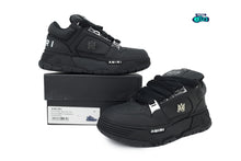 Cargar imagen en el visor de la galería, AMIRI MA-1 Black Silver
