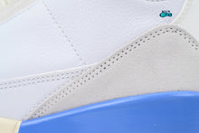 Cargar imagen en el visor de la galería, Jordan 3 Retro Lucky Shorts
