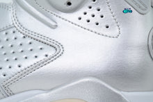 Cargar imagen en el visor de la galería, Jordan 6 Retro PSG Paris Saint-Germain Silver
