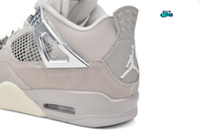 Cargar imagen en el visor de la galería, Jordan 4 Retro Frozen Moments
