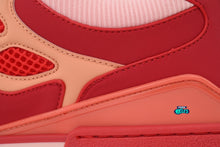 Cargar imagen en el visor de la galería, Louis Vuitton LV Skate Red
