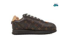 Cargar imagen en el visor de la galería, Louis Vuitton LV Buttersoft Monogram
