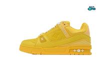 Cargar imagen en el visor de la galería, Louis Vuitton LV Trainer Yellow Embossed
