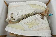 Cargar imagen en el visor de la galería, Louis Vuitton LV Skate White
