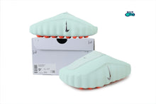 Cargar imagen en el visor de la galería, Nike Mind 001 Slide Barely Green
