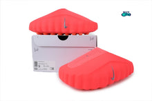 Cargar imagen en el visor de la galería, Nike Mind 001 Slide Solar Red

