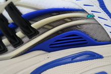 Cargar imagen en el visor de la galería, Adidas Adistar Jellyfish  Pharrell Williams Royal Blue
