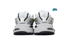 Cargar imagen en el visor de la galería, Adidas Adistar Jellyfish  Pharrell Williams Solid Grey
