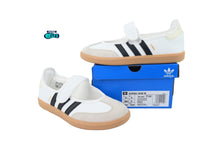 Cargar imagen en el visor de la galería, adidas Samba Jane White Black Gum
