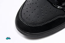 Cargar imagen en el visor de la galería, Air Jordan 1 Retro Low OG SP Travis Scott Black Phantom
