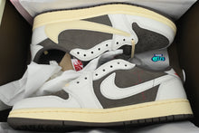 Cargar imagen en el visor de la galería, Jordan 1 Retro Low OG SP Travis Scott Reverse Mocha
