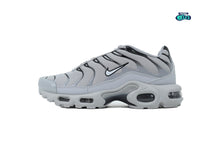 Cargar imagen en el visor de la galería, Nike Air Max Plus Grey
