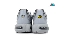 Cargar imagen en el visor de la galería, Nike Air Max Plus Grey
