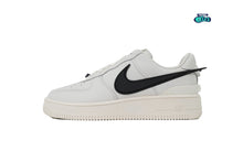 Cargar imagen en el visor de la galería, Nike Air Force 1 Low x AMBUSH Phantom

