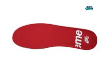 Cargar imagen en el visor de la galería, Nike SB Dunk x Supreme “94” Ink
