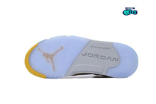 Cargar imagen en el visor de la galería, Air Jordan 5 Retro Tokyo T23

