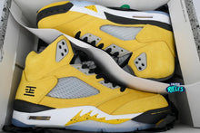 Cargar imagen en el visor de la galería, Air Jordan 5 Retro Tokyo T23
