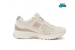 New Balance 2002R Beige