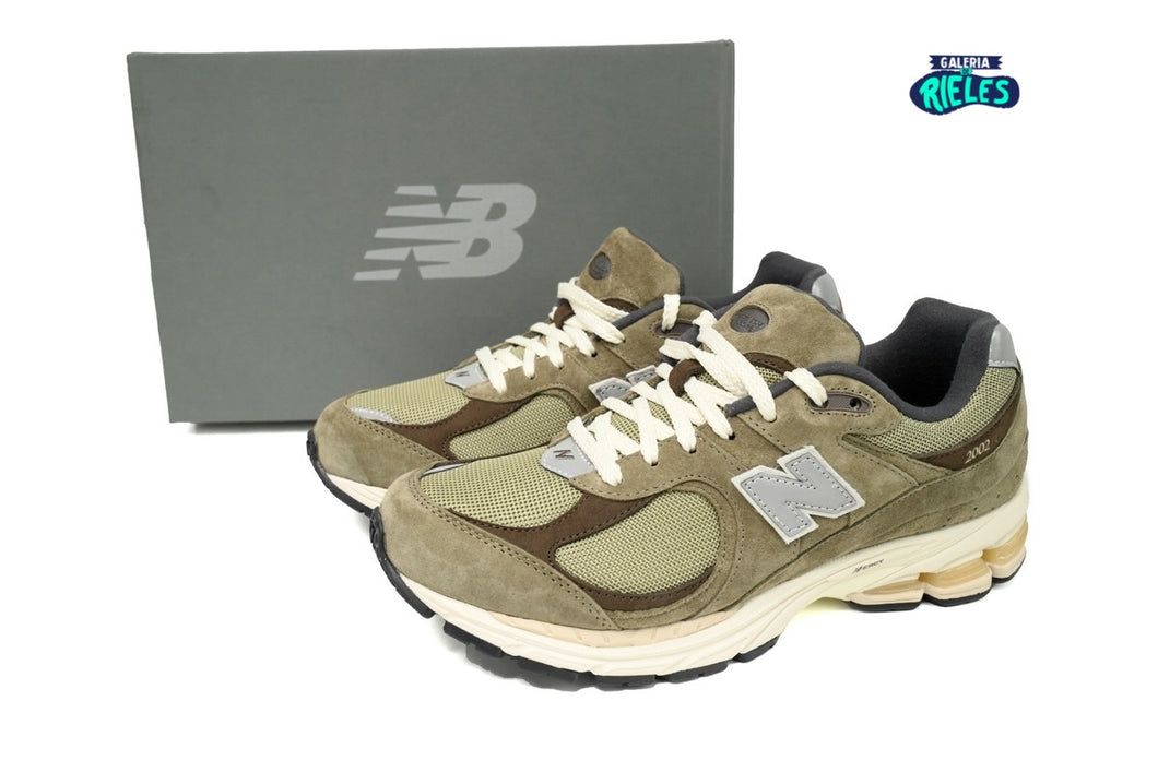 New Balance 2002R Moss