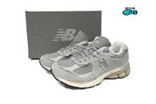 Cargar imagen en el visor de la galería, New Balance 2002R Protection Pack Grey
