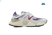 Cargar imagen en el visor de la galería, New Balance 9060 December Magneta
