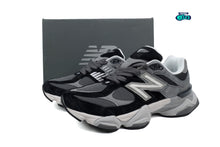 Cargar imagen en el visor de la galería, New Balance 9060 Black Grey
