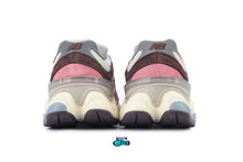 Cargar imagen en el visor de la galería, New Balance 9060 Cherry Blossom
