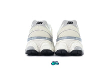 Cargar imagen en el visor de la galería, New Balance 9060 Raincloud
