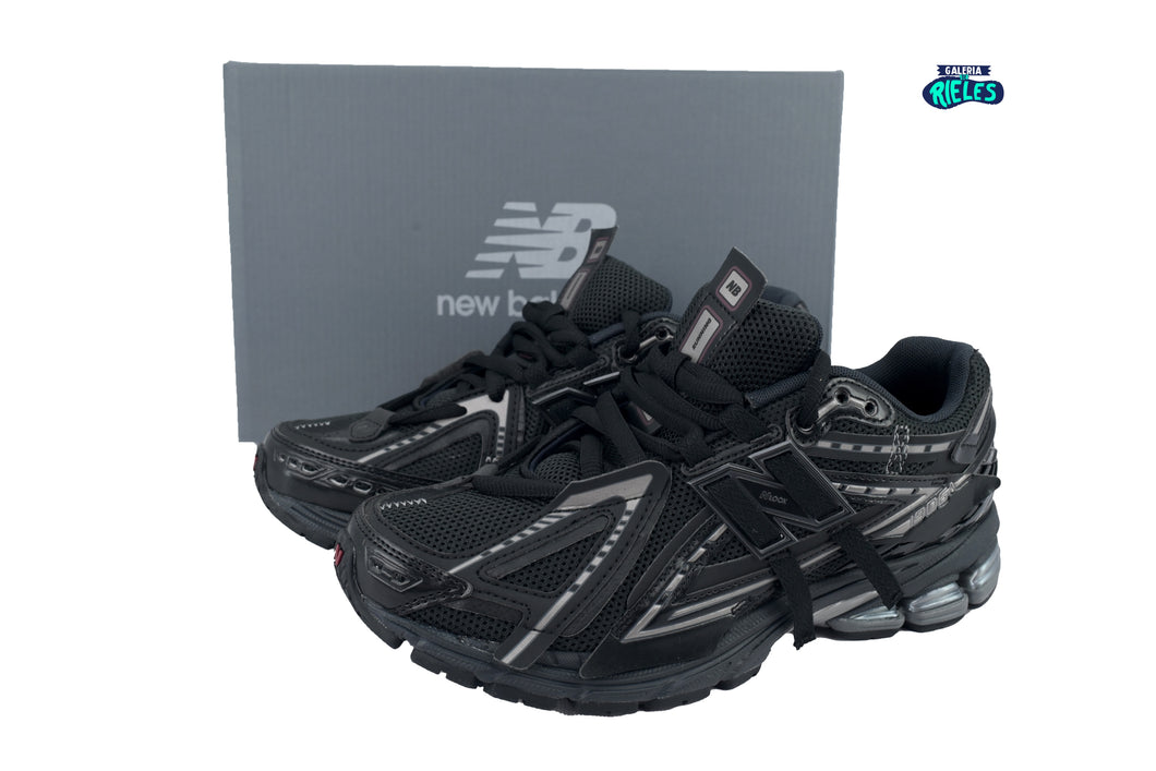 New Balance 1906R Black Grey