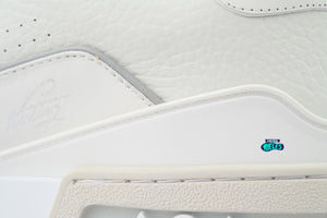 Louis Vuitton Trainer White Signature