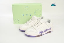 Cargar imagen en el visor de la galería, OFF-WHITE Out Of Office &quot;For Walking&quot; Purple Printing

