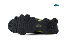 Cargar imagen en el visor de la galería, Nike Shox TL Black Dynamic Yellow
