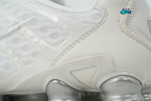 Cargar imagen en el visor de la galería, Nike Shox TL White

