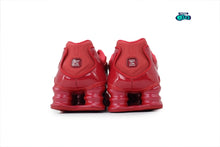 Cargar imagen en el visor de la galería, Nike Shox TL Gym Red White
