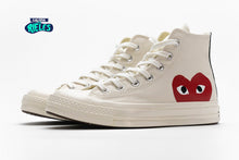 Cargar imagen en el visor de la galería, Chuck Taylor All Star High &#39;Play&#39;
