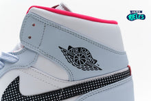 Cargar imagen en el visor de la galería, Jordan 1 Mid Half Blue Polka Dot Swoosh
